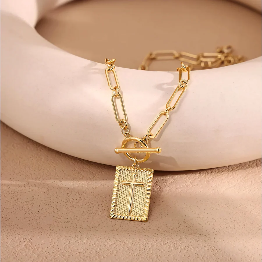Dainty Nail Cross Necklace - Celestine™